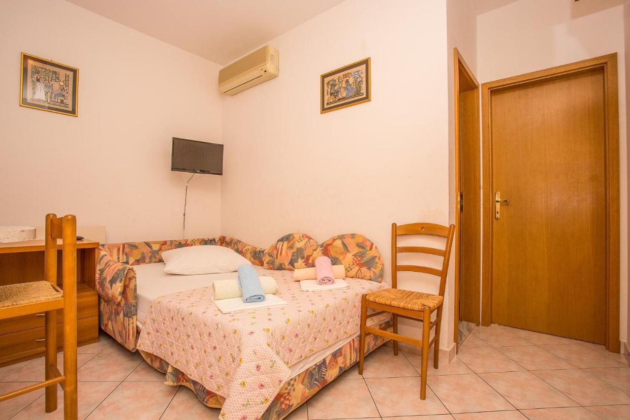 Villa Jerkan Podstrana Buitenkant foto